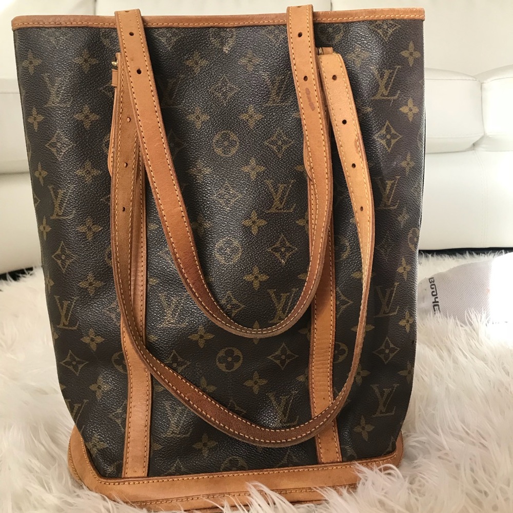 Lv authentic purse - Picture 1 of 7